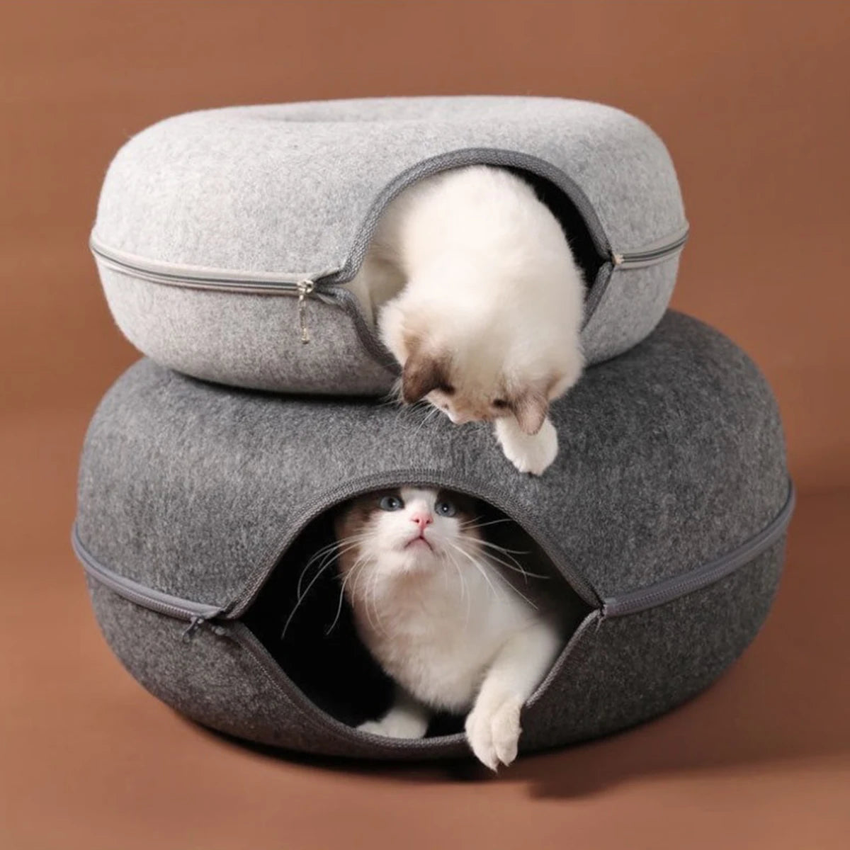 Cama de Fieltro en Forma de Dona 2 en 1 para Gatos